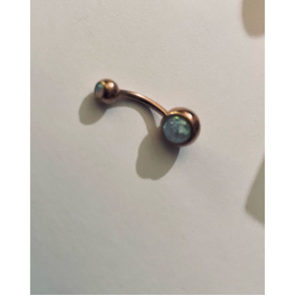 WHITE SAPPHIRE AND SILVER BLING BELLY RING - Picture 7 of 7